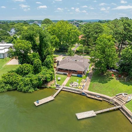 Steps To The Lake, Game Room & More! Sleeps 9 Lake Hamilton Exteriör bild