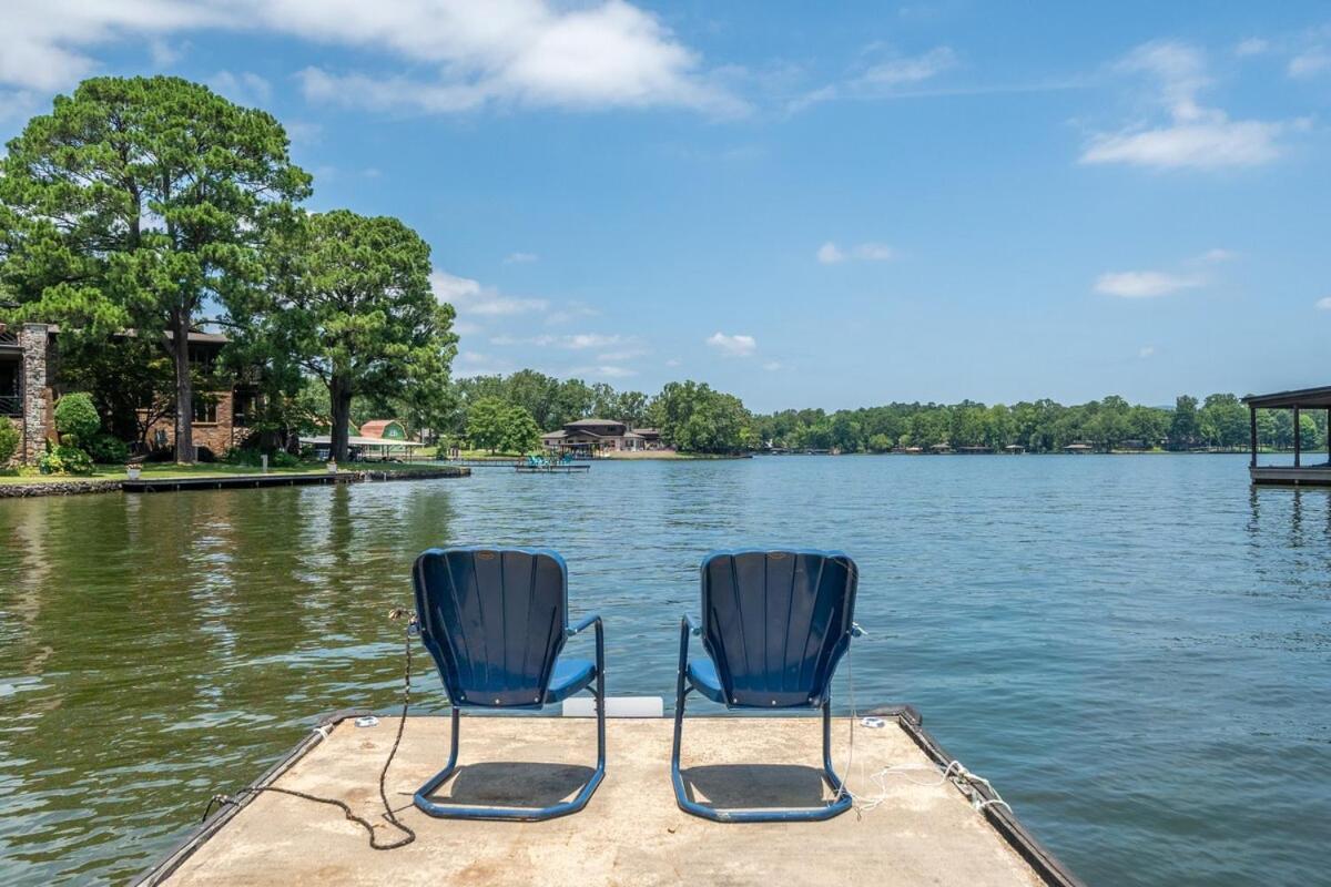 Steps To The Lake, Game Room & More! Sleeps 9 Lake Hamilton Exteriör bild